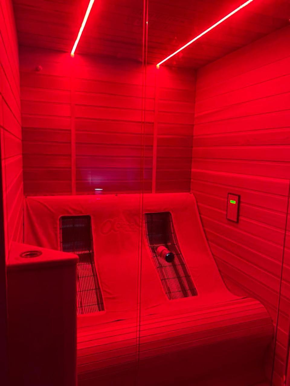 La Valentine Love Room Gites Des 3 Lavoirs ブルゴーニュ エクステリア 写真